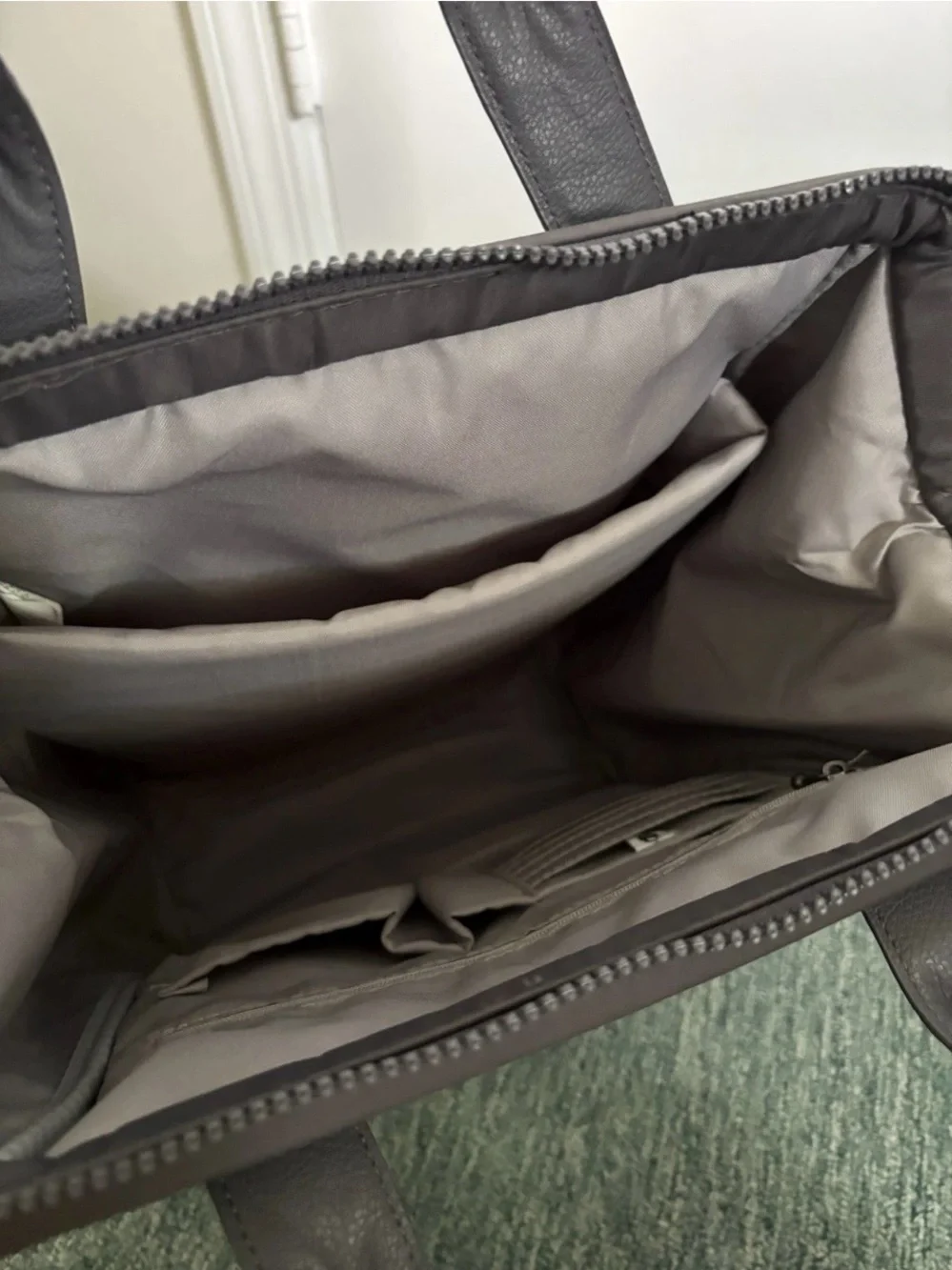 Baggallini Soho Laptop Travel Backpack Gray Lightweight Nylon RFID